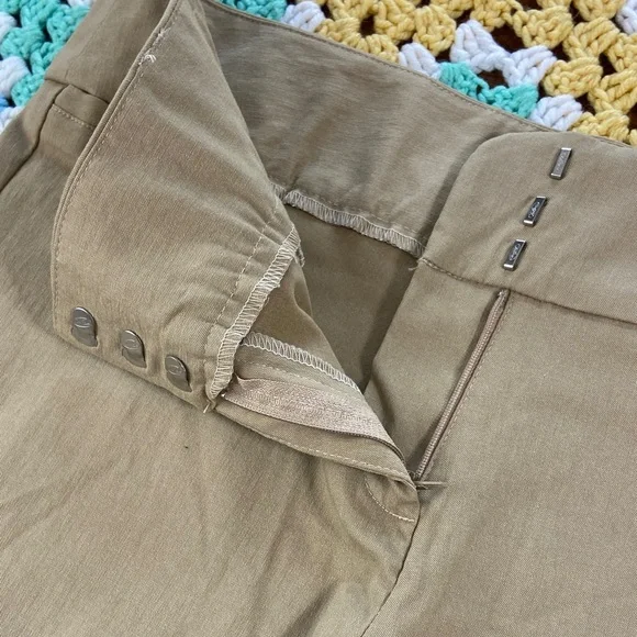 New NWT Joe B Benbasset High Waist Tan Khaki Women's Shorts Size 13 Stretch - Picture 10 of 10